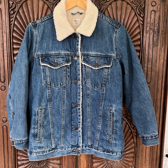Gap Sherpa Lined Denim Jacket - Picture 1 of 5